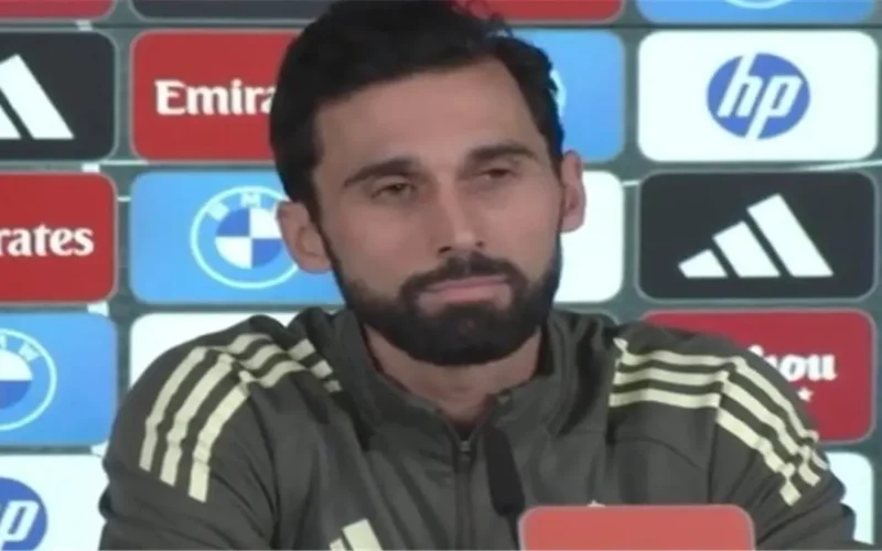 أربيلوا يحتفظ بكلام ألونسو سرًا ويطلب من فينيسيوس الرقص في المواجهة